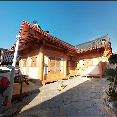 Hanok Guesthouse Jangsoo Jeonju Esterno foto