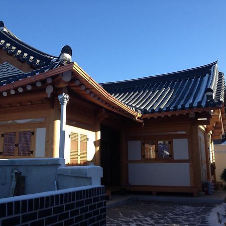 Hanok Guesthouse Jangsoo Jeonju Esterno foto
