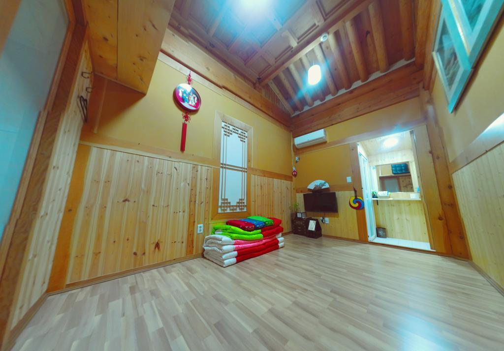 Hanok Guesthouse Jangsoo Jeonju Camera foto