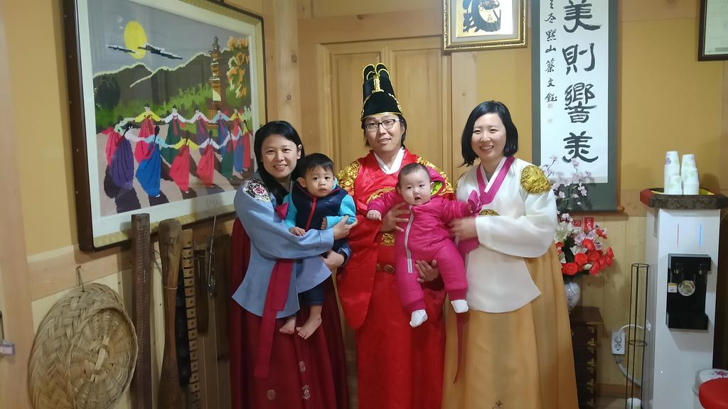 Hanok Guesthouse Jangsoo Jeonju Esterno foto