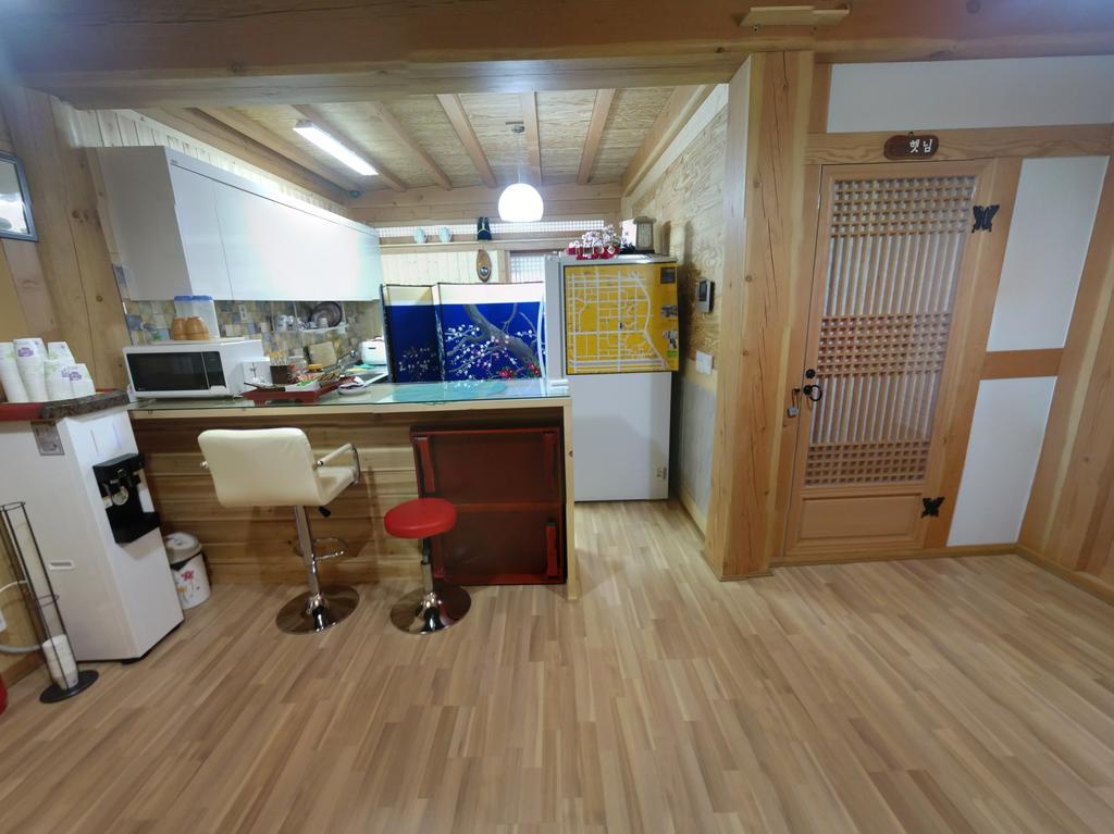 Hanok Guesthouse Jangsoo Jeonju Esterno foto