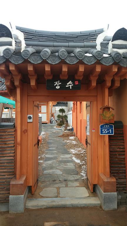 Hanok Guesthouse Jangsoo Jeonju Esterno foto